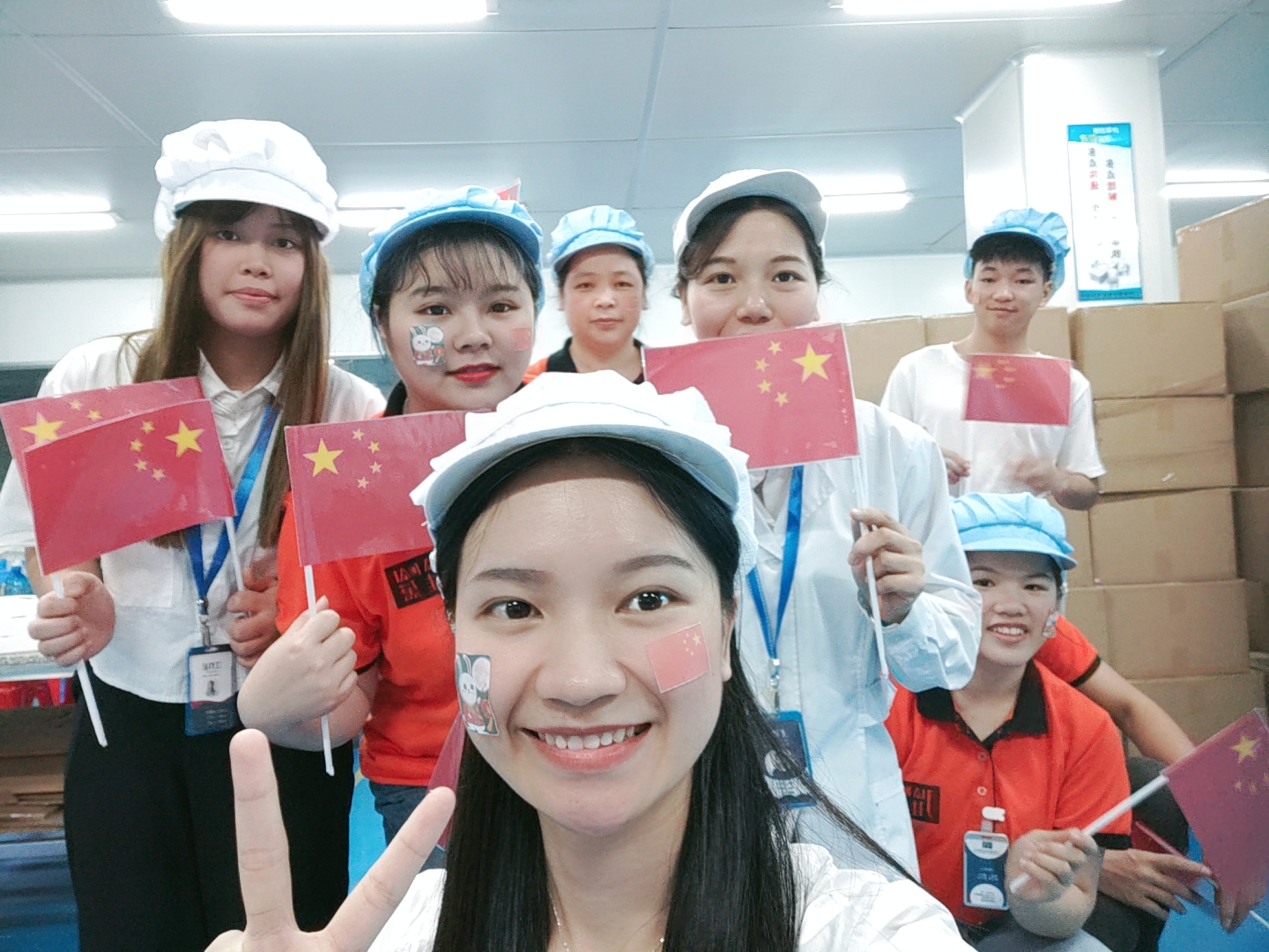 化妝品生產(chǎn)廠家怎么避免同質(zhì)化競(jìng)爭(zhēng)？